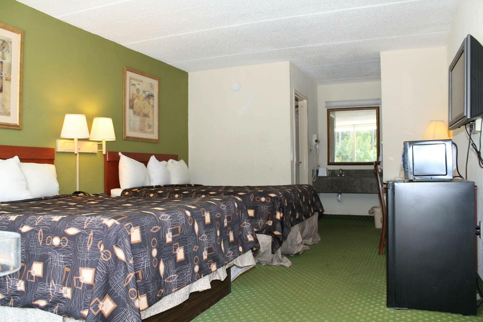 Travelers Inn Кингсленд Экстерьер фото
